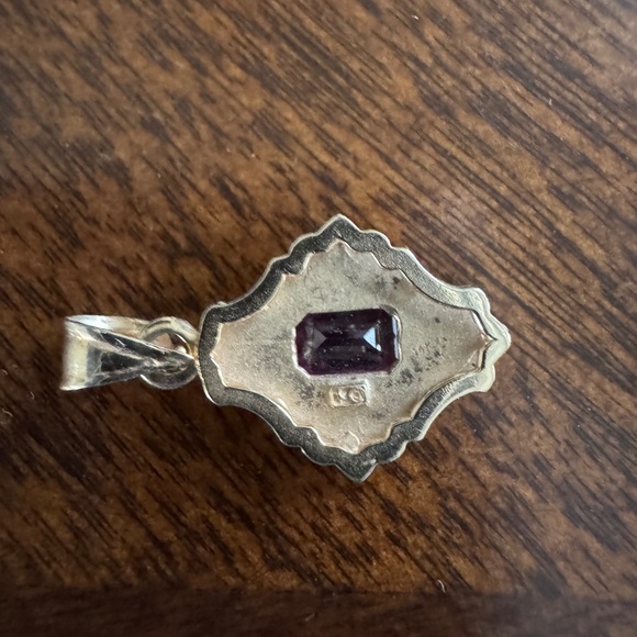 Vintage unique 14k gold tourmaline dainty pendant - Picture 3 of 6